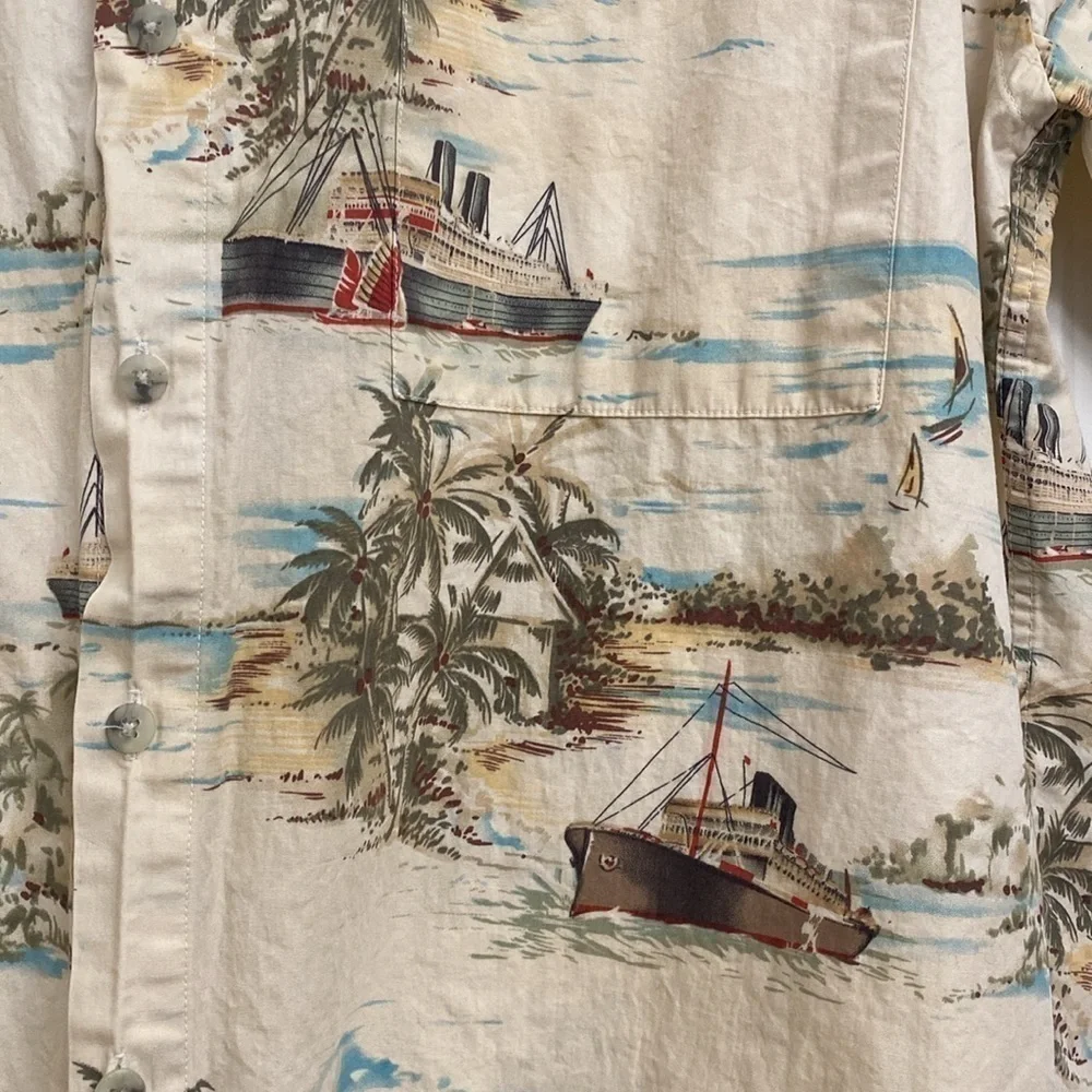 Hawaiian Button Down vintage Shirt Mens L ships sailboats Cotton Vacation Beach